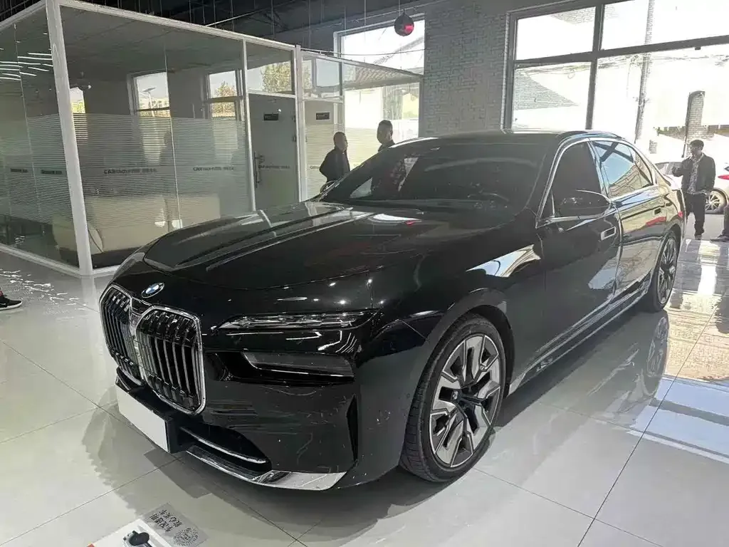 BMW i7 eDrive50L Premium Luxury