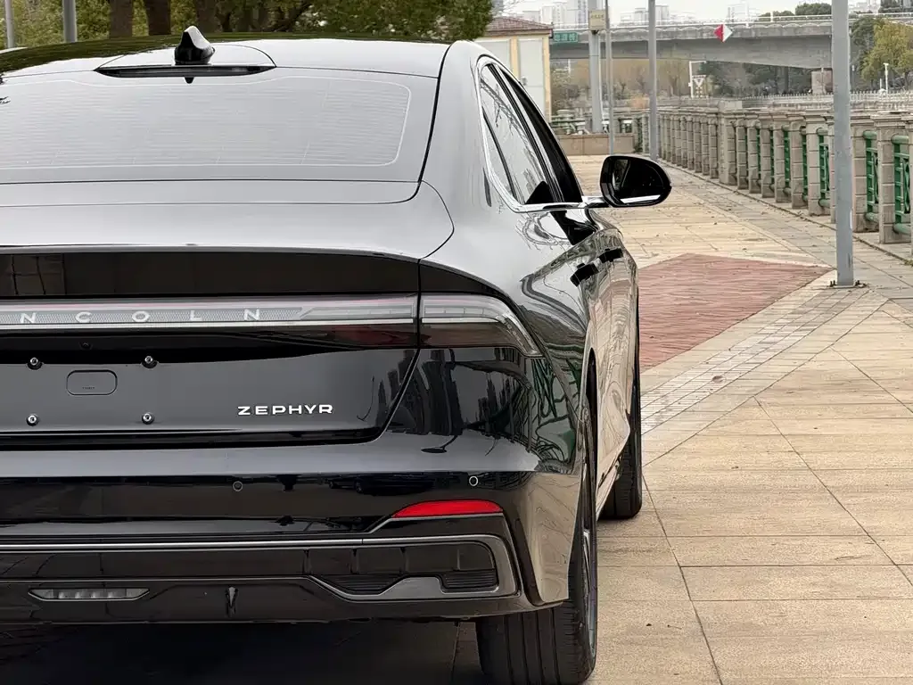 Lincoln Z 2022 из CN, фото 3