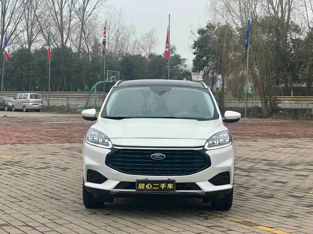 Ford Escape 2024 из CN, фото 9