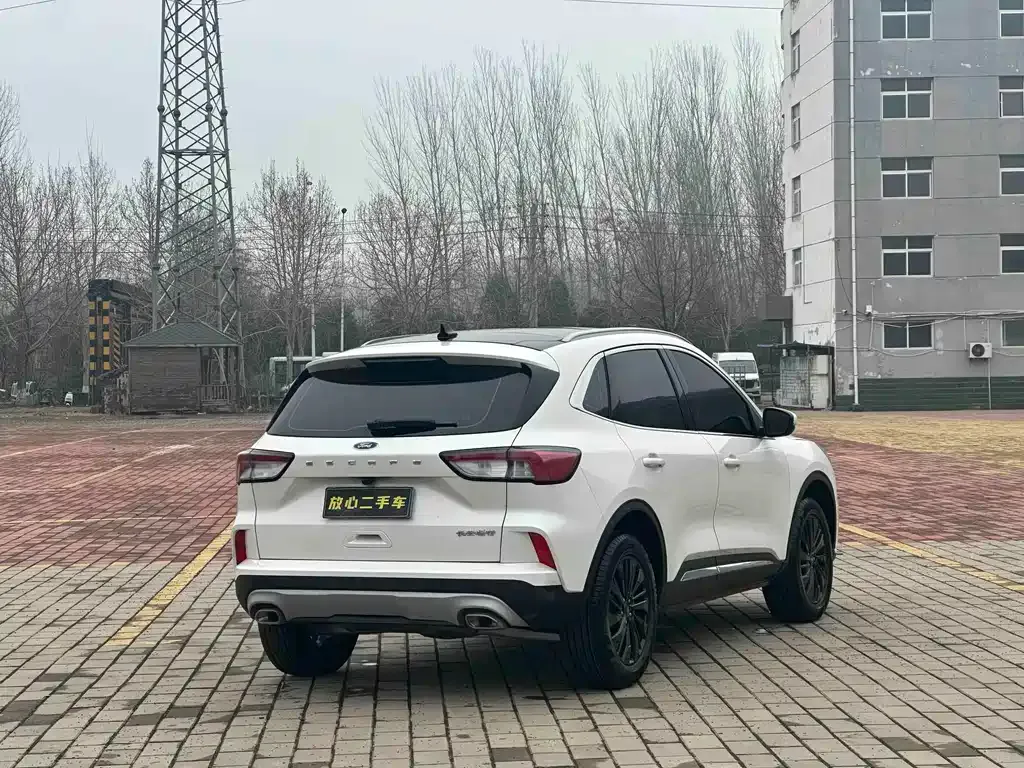 Ford Escape 2024 из CN, фото 7