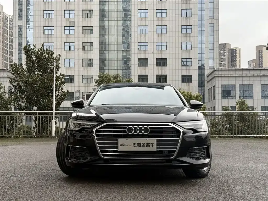 Audi A6L — фото 4