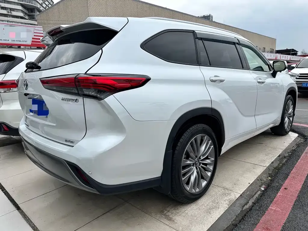 Toyota Highlander 2022 из CN, фото 3