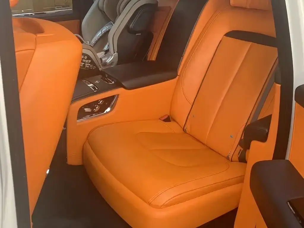 Rolls-Royce Cullinan 2022 из CN, фото 4