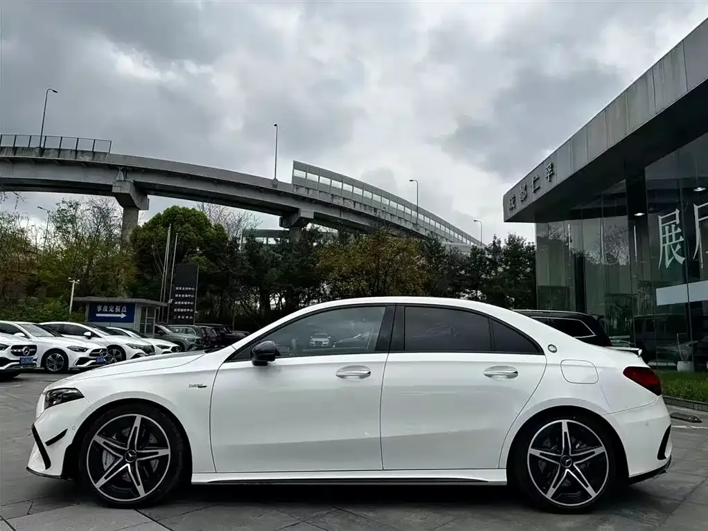 Mercedes-Benz A-Class AMG — фото 5