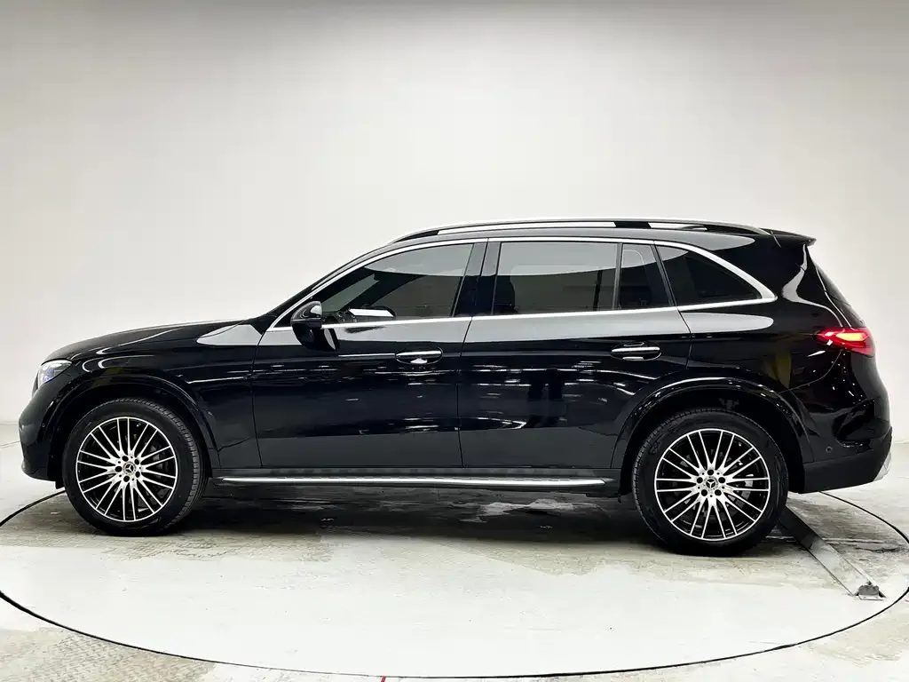 Mercedes-Benz GLC — фото 2