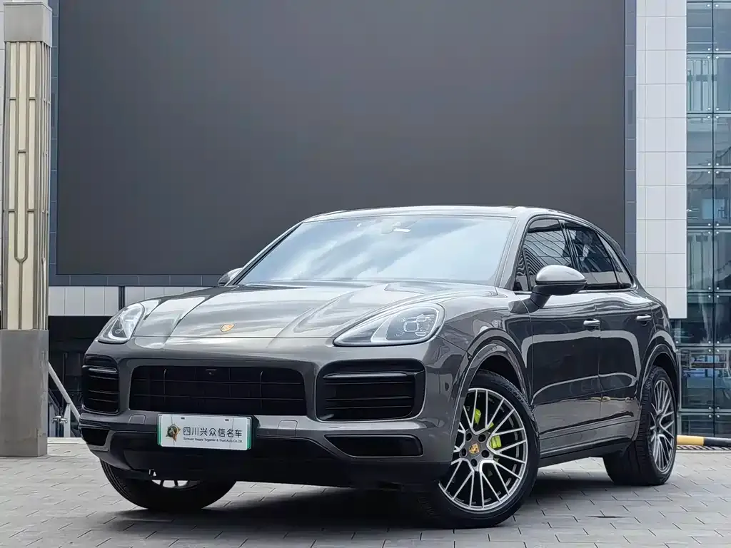 Porsche Cayenne Hybrid — фото 1