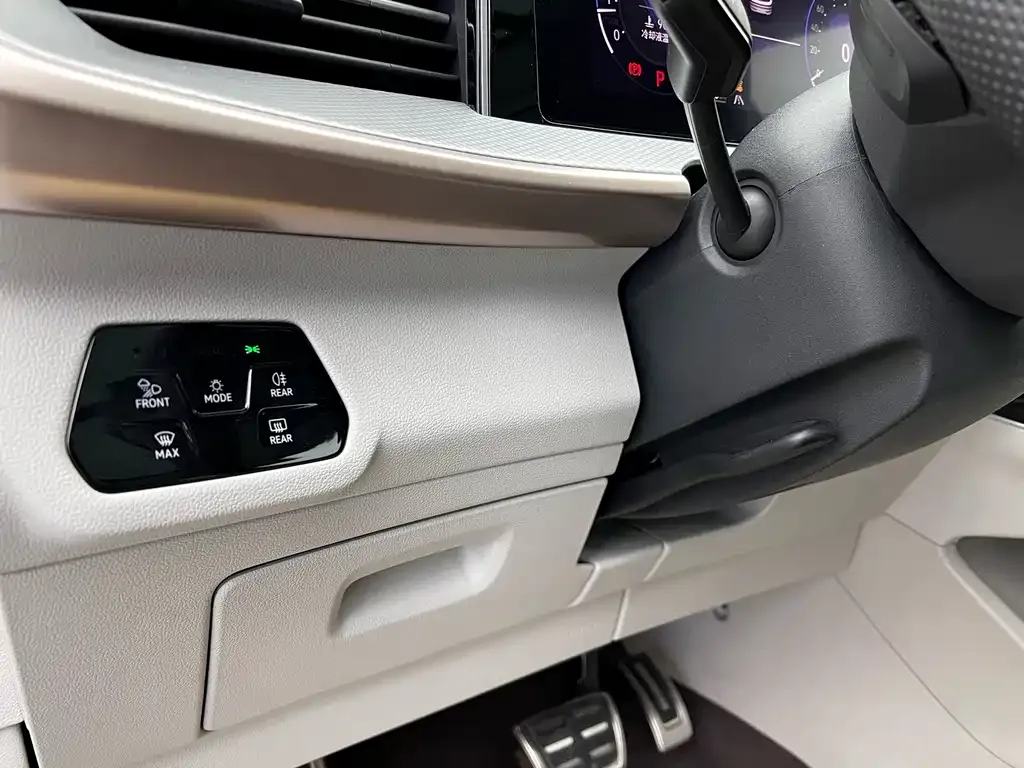 Volkswagen Tavendor 2025 из CN, фото 8