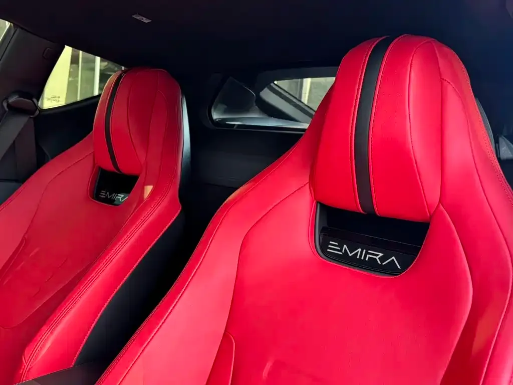 Lotus Emira 2024 из CN, фото 2