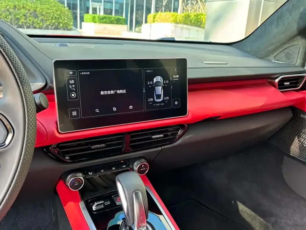 Lotus Emira 2024 из CN, фото 4