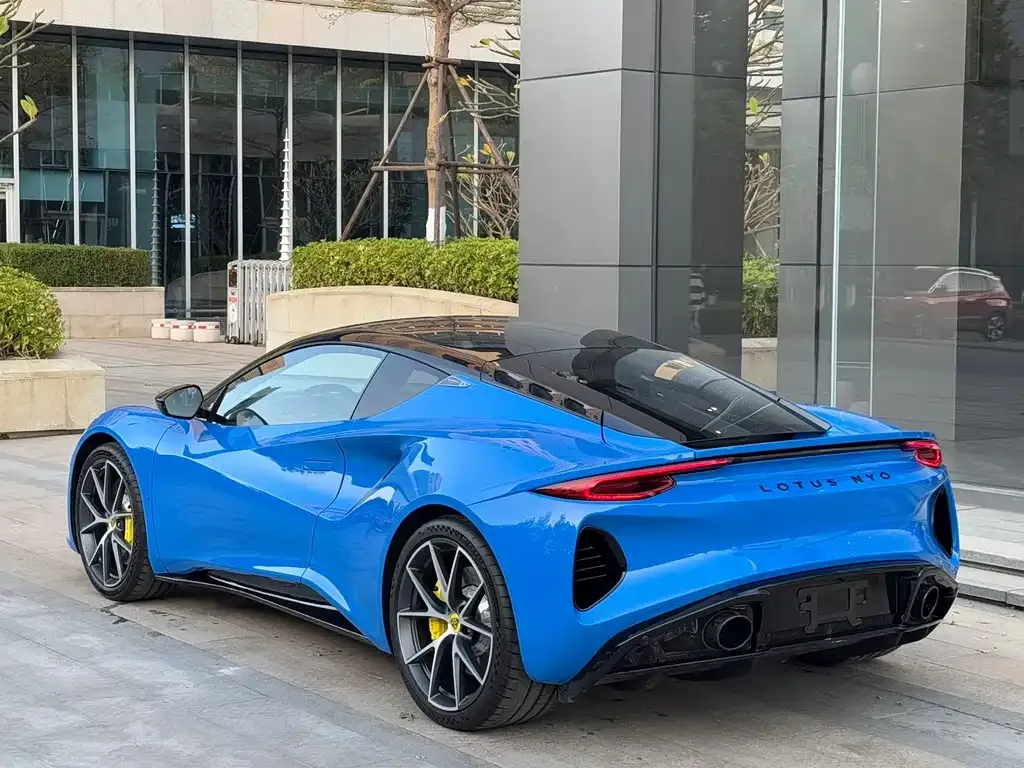 Lotus Emira 2024 из CN, фото 7