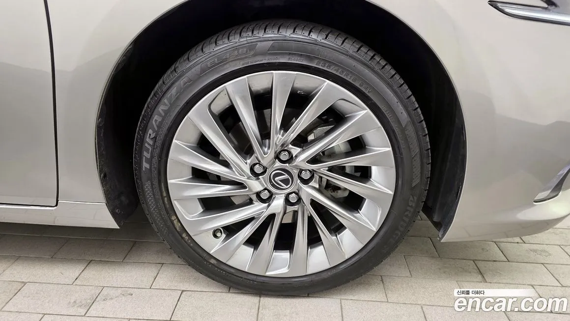 Lexus ES 2025 из KR, фото 10