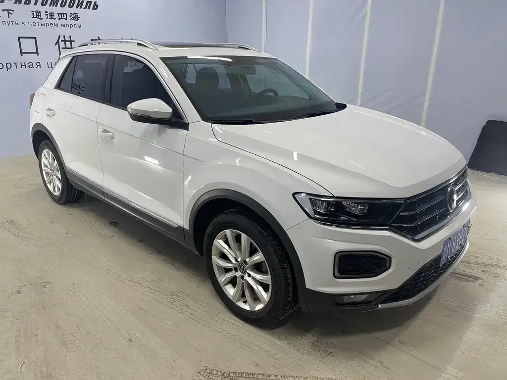 Volkswagen T-Roc — фото 5