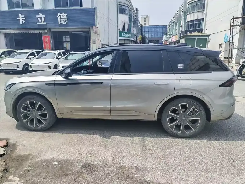 Lincoln Nautilus 2024 из CN, фото 9