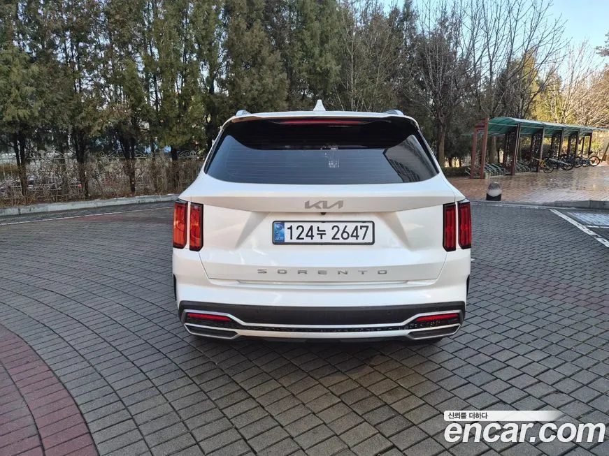 Kia Sorento — фото 7