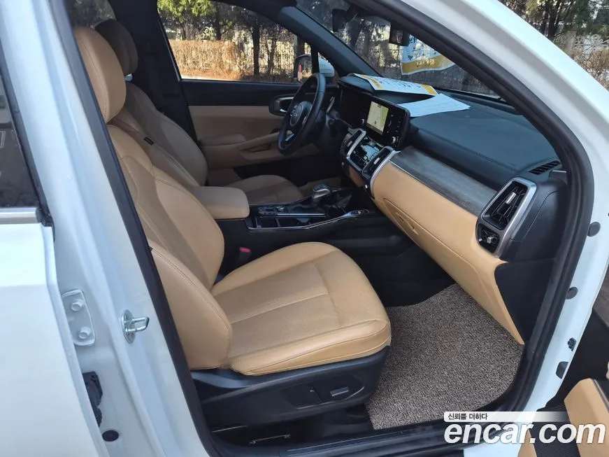 Kia Sorento — фото 9