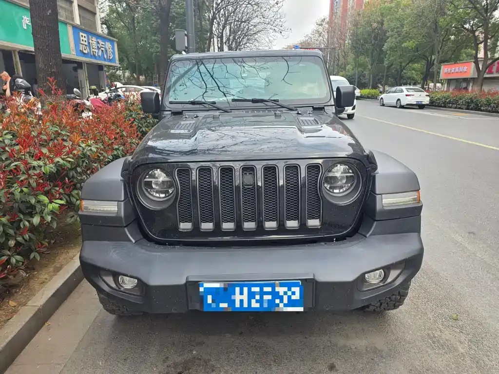 Jeep Wrangler 2021 из CN, фото 1