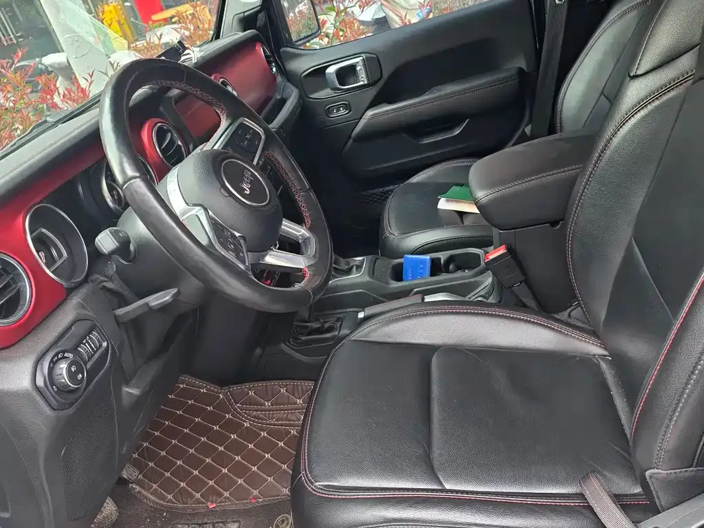 Jeep Wrangler 2021 из CN, фото 4