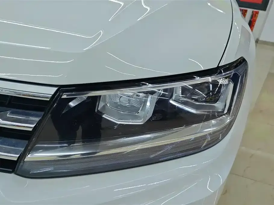 Volkswagen Tiguan L New Energy — фото 7