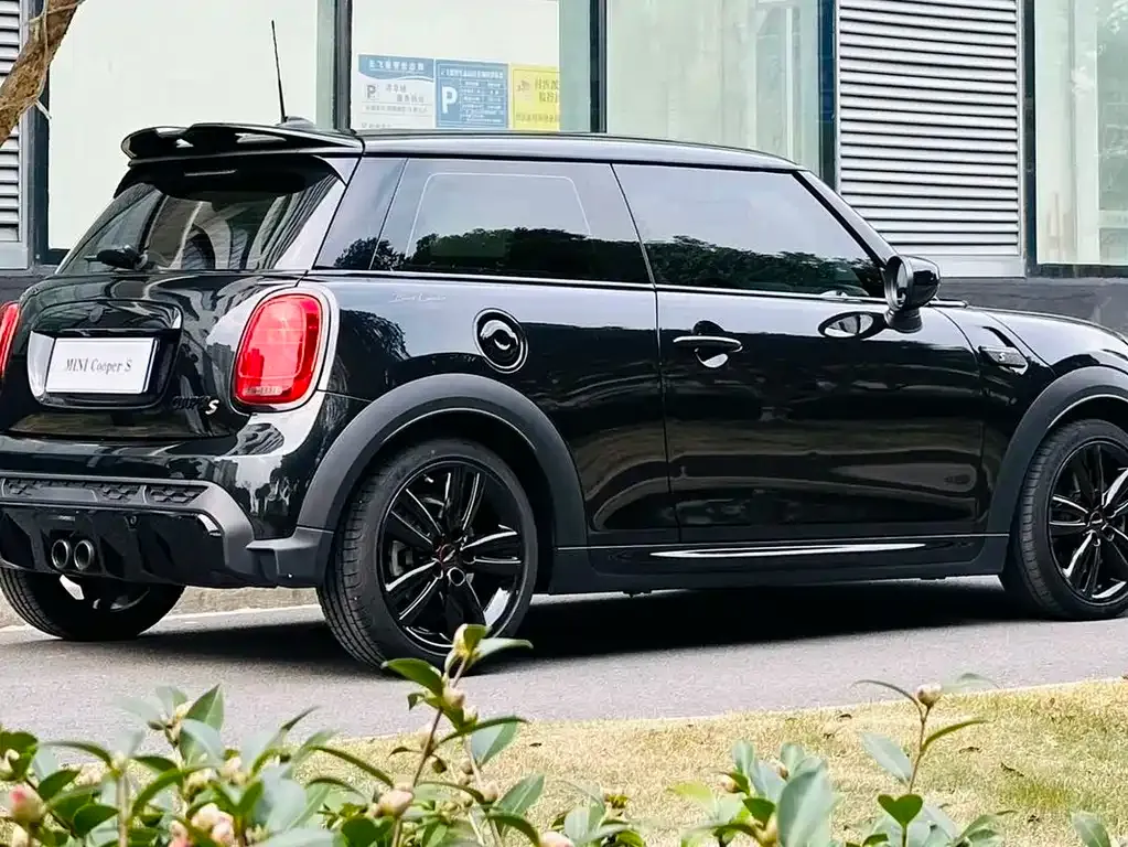 MINI Cooper (3-door) — фото 4