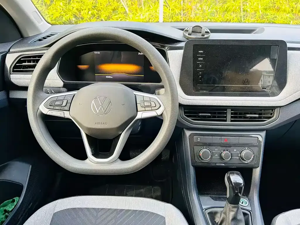Volkswagen Tharu 2025 из CN, фото 8
