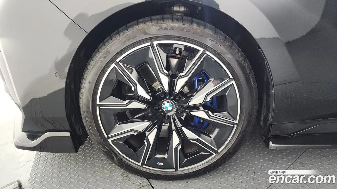 BMW i7 2024 из KR, фото 9