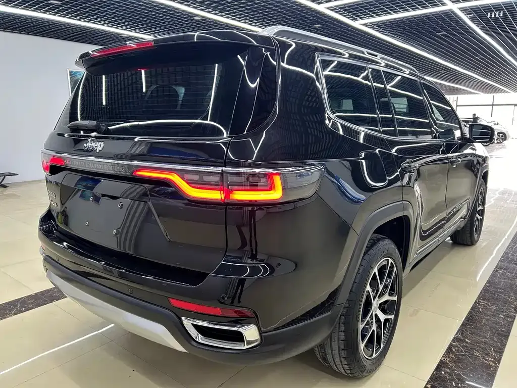 Jeep Grand Commander 2022 из CN, фото 4