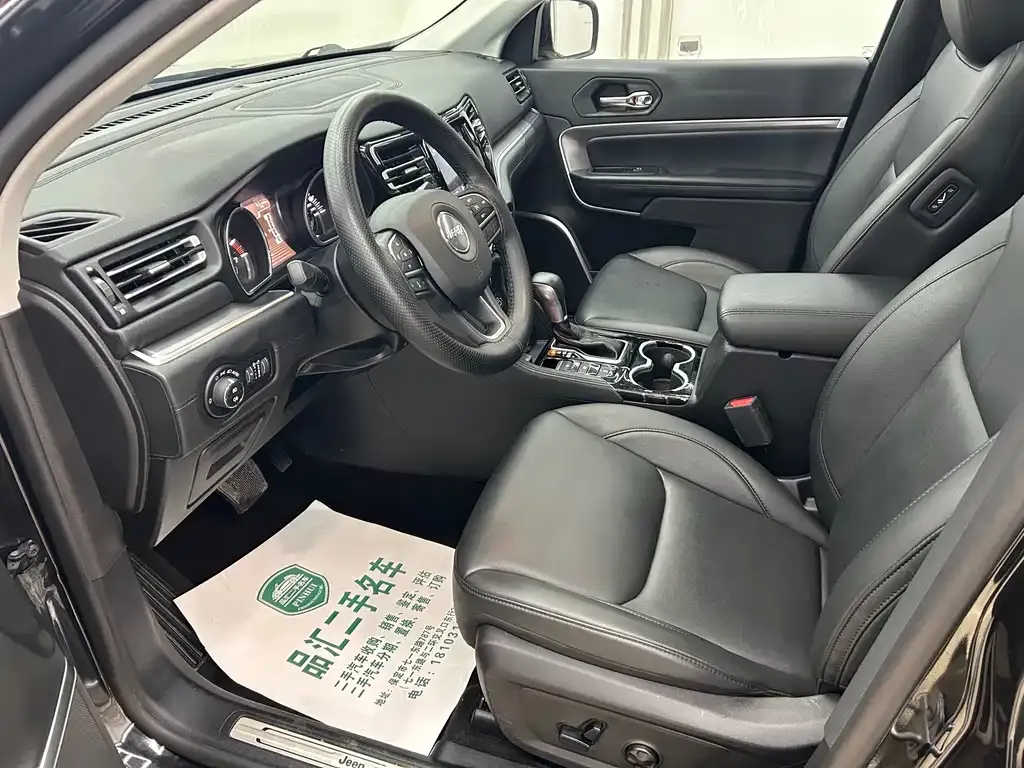 Jeep Grand Commander 2022 из CN, фото 2