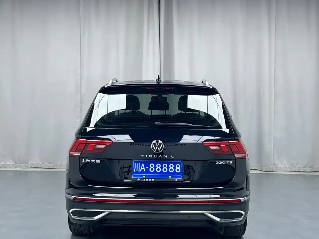 Volkswagen Tiguan L — фото 8