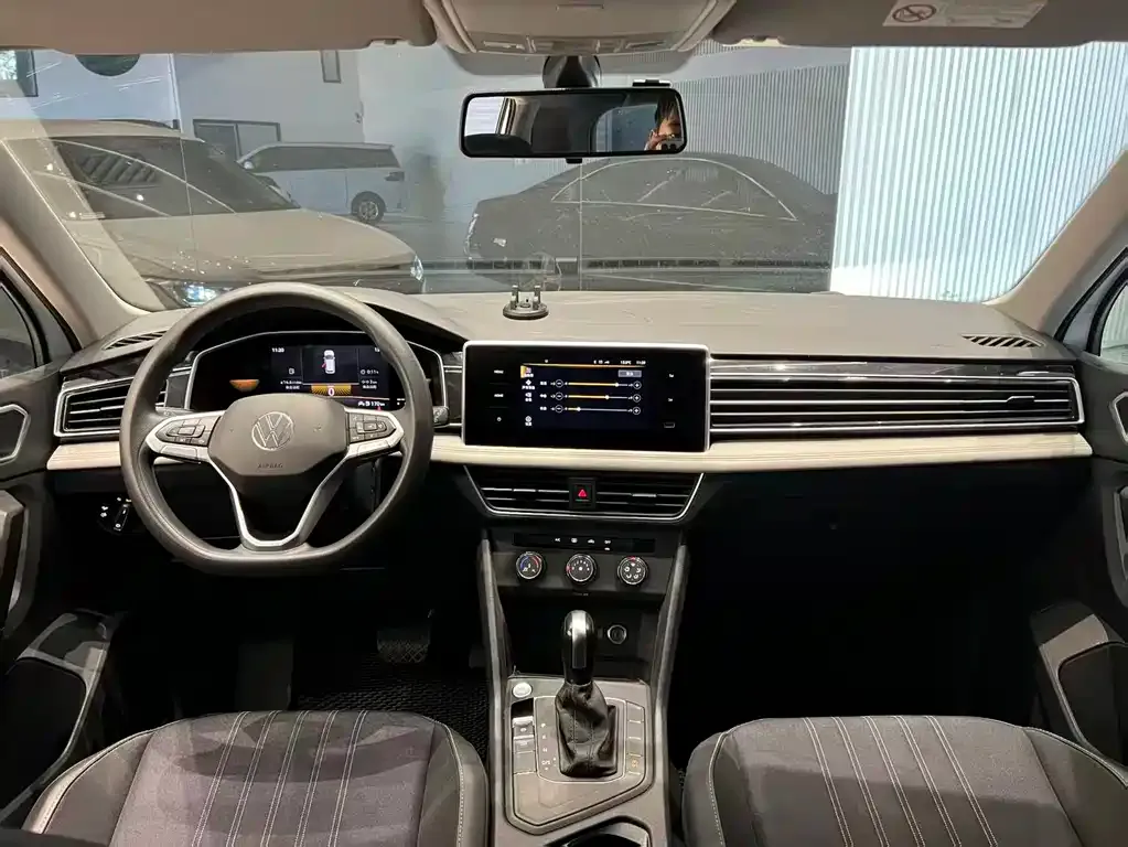 Volkswagen Tiguan L 2022 из CN, фото 7