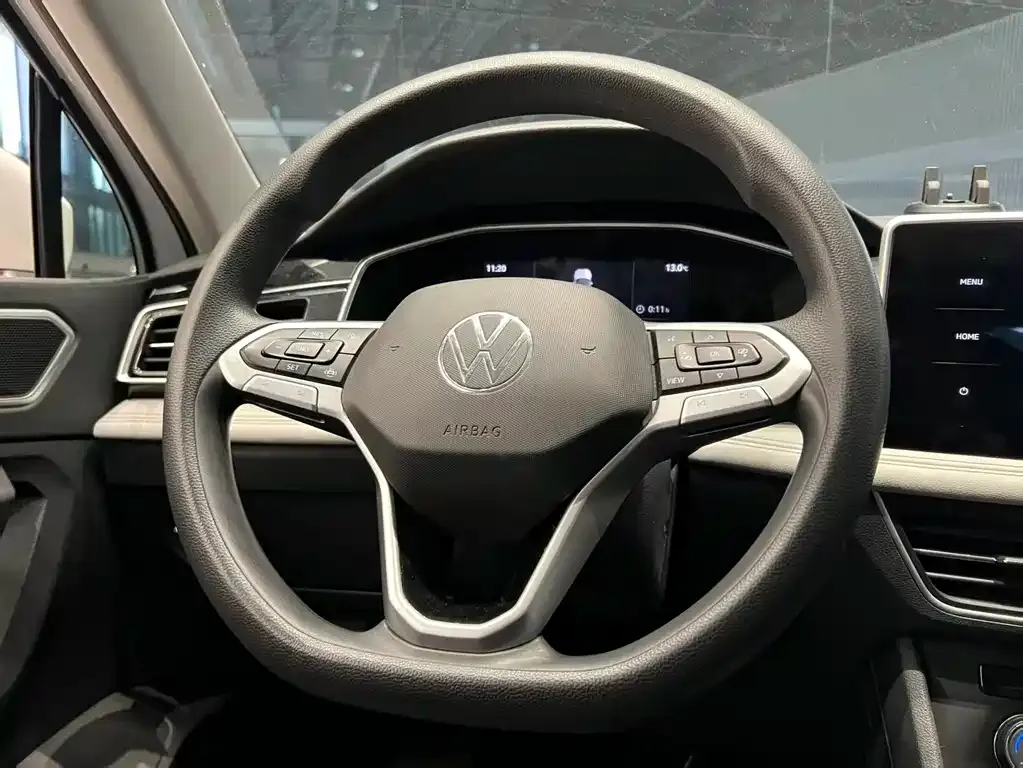Volkswagen Tiguan L 2022 из CN, фото 4