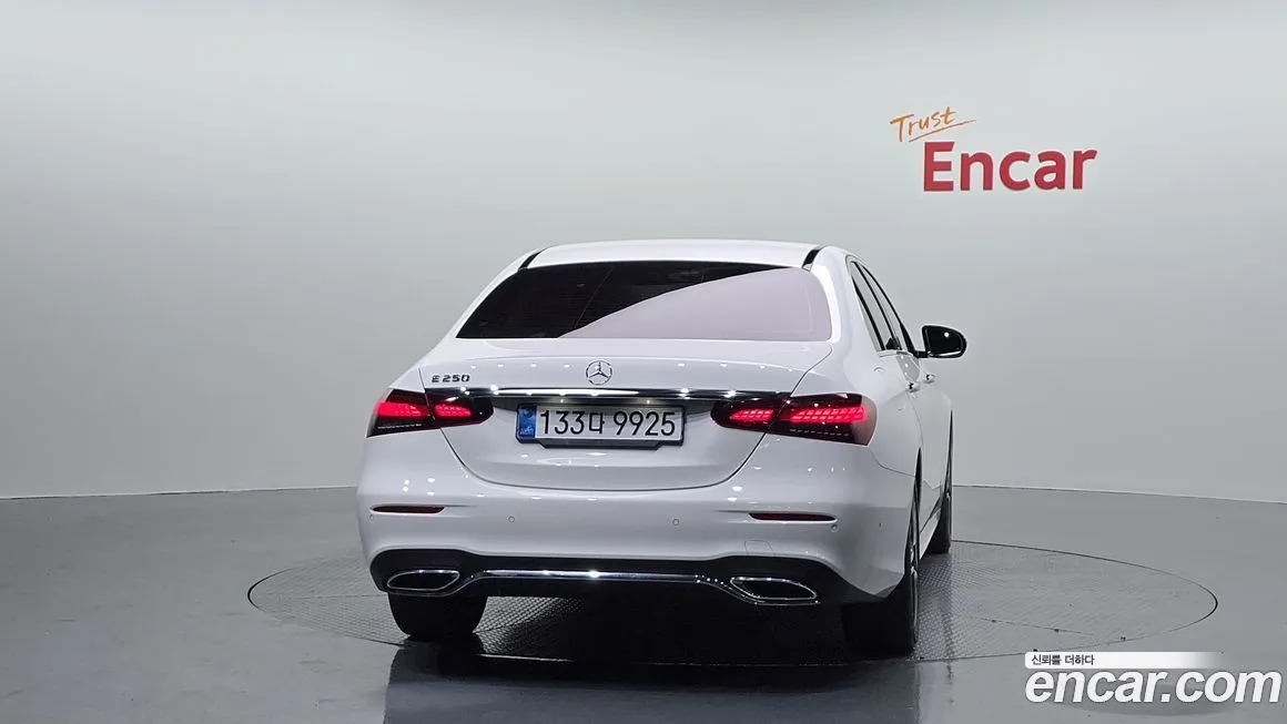 Mercedes-Benz E-Class 2023 из KR, фото 4