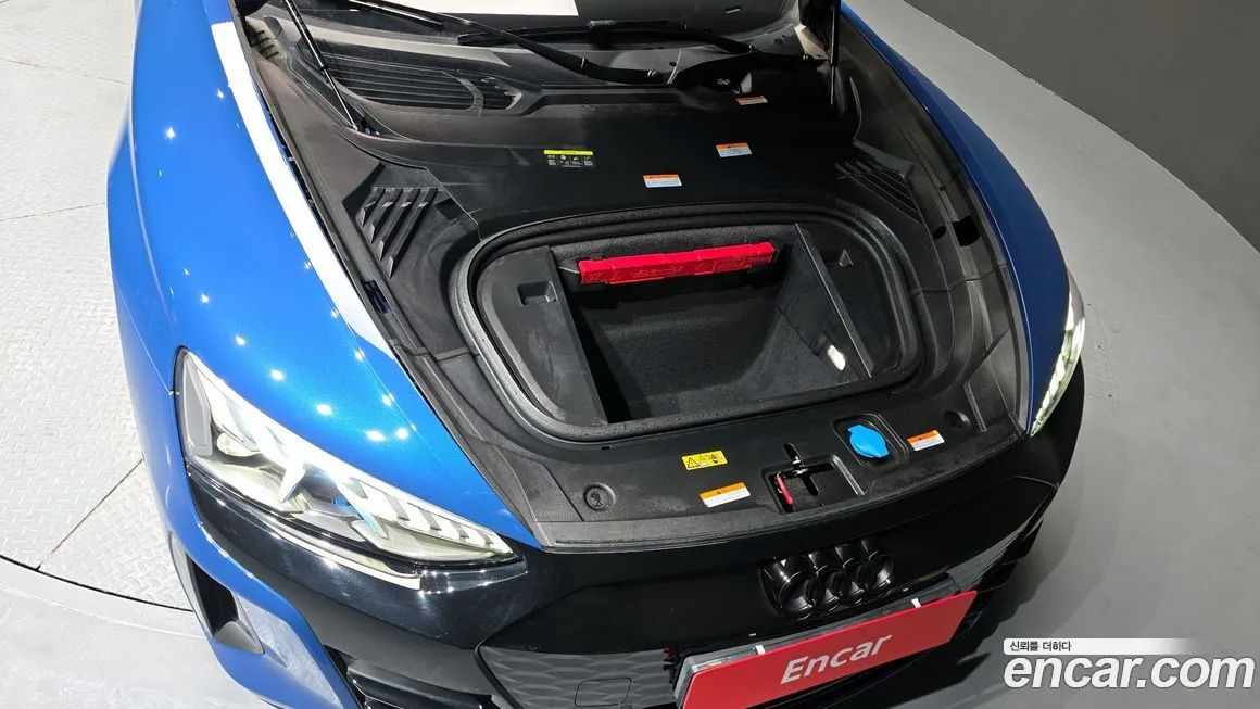 Audi e-tron GT 2022 из KR, фото 9