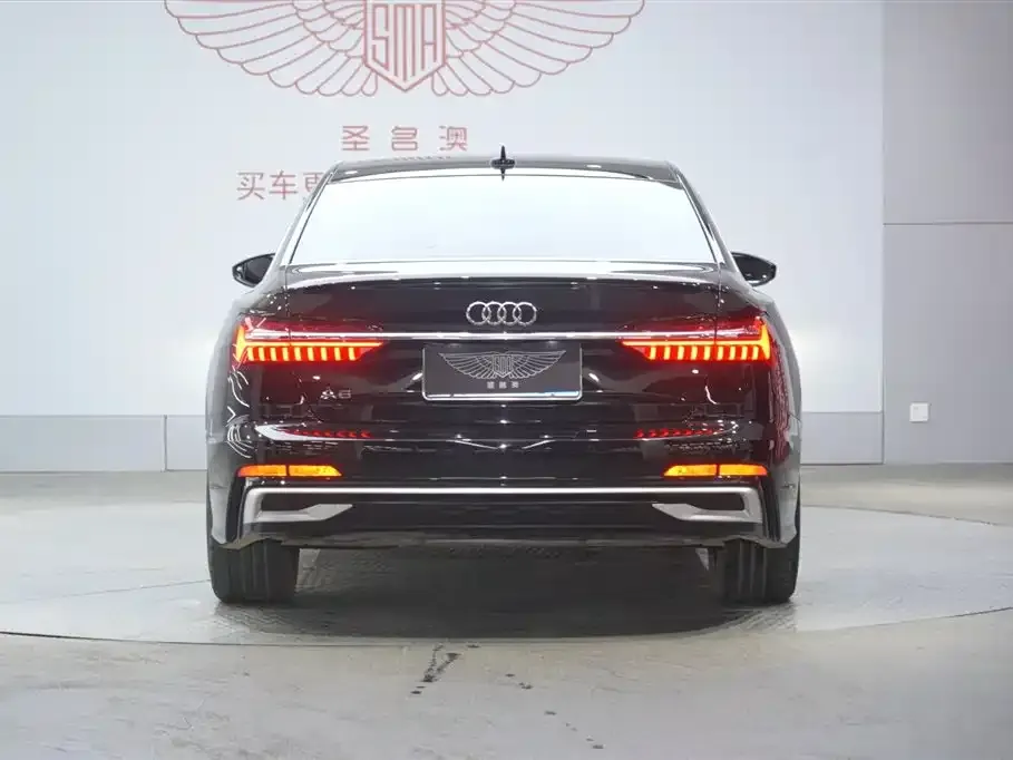 Audi A6L — фото 8