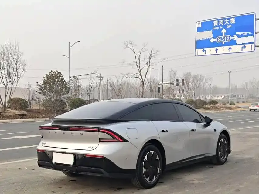 XPeng P7+ 2025 из CN, фото 6
