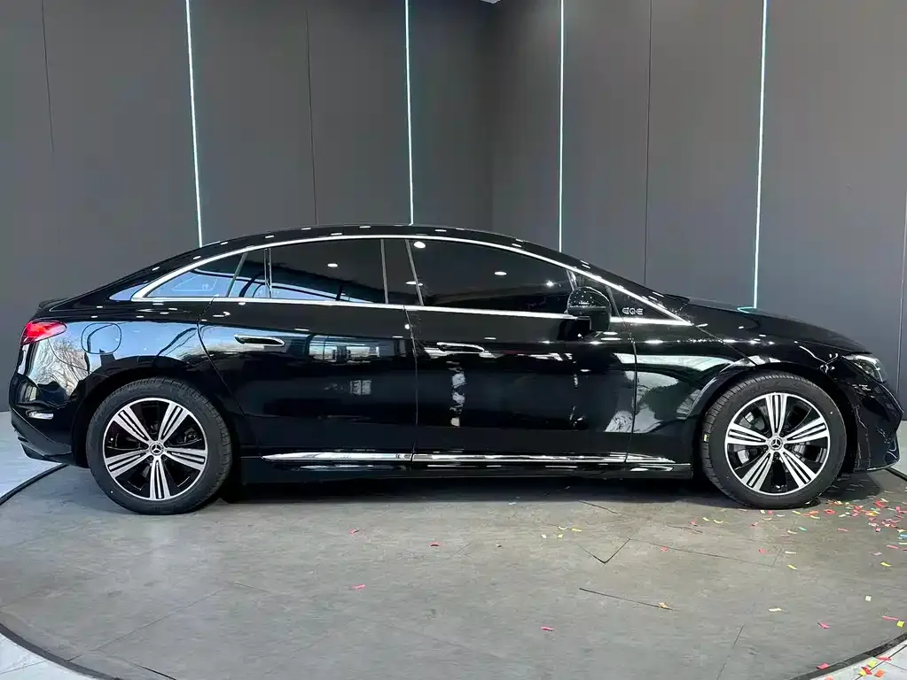Mercedes-Benz EQE 2024 из CN, фото 7