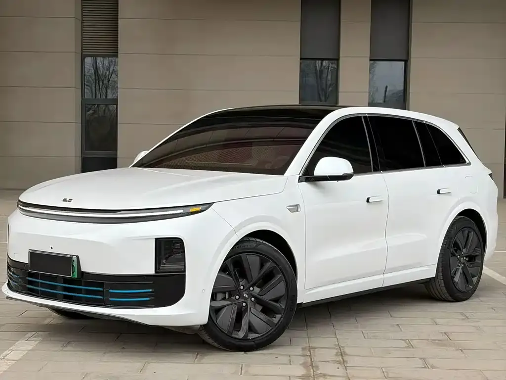 Li Auto L6