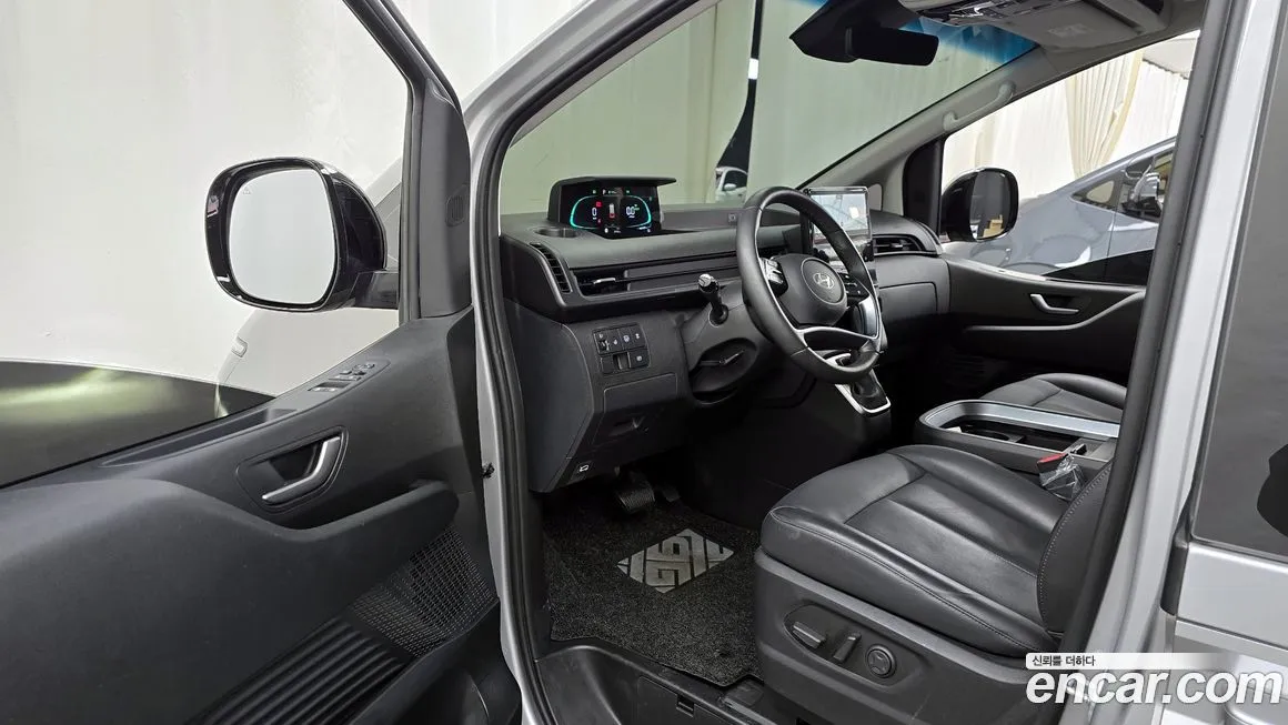 Hyundai Staria 2025 из KR, фото 9