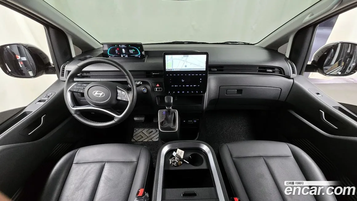 Hyundai Staria 2025 из KR, фото 8