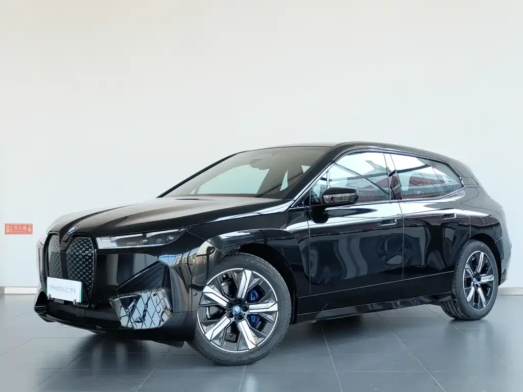 BMW iX