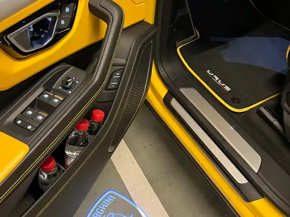 Lamborghini Urus — фото 8