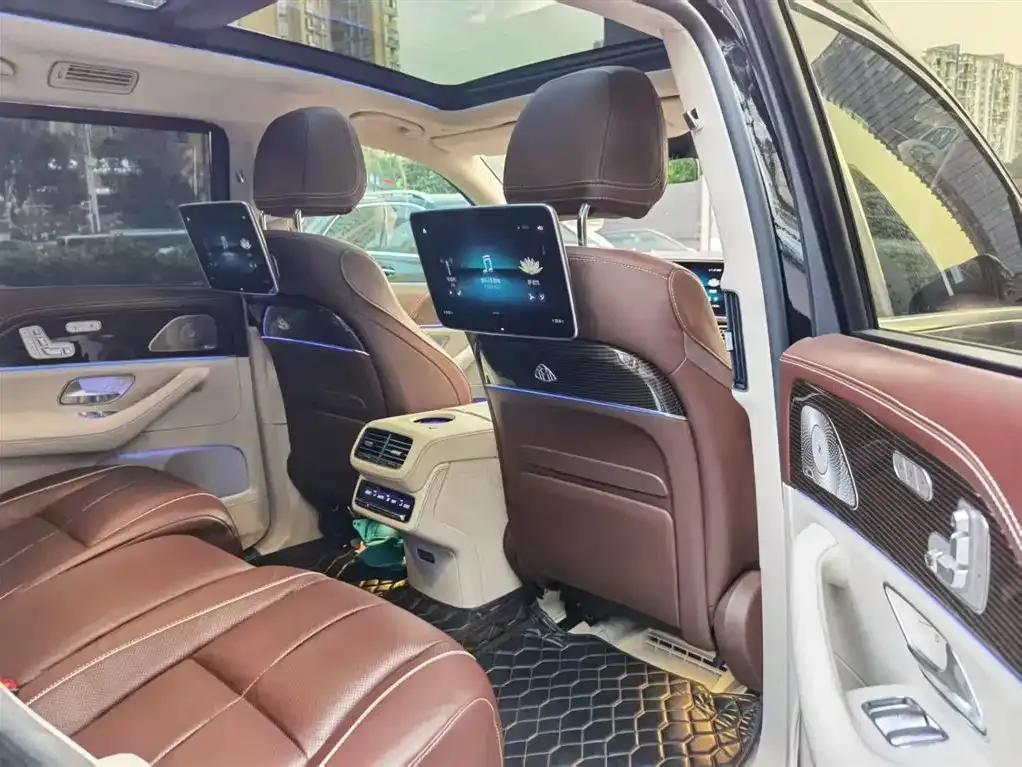 Mercedes-Benz GLS — фото 4