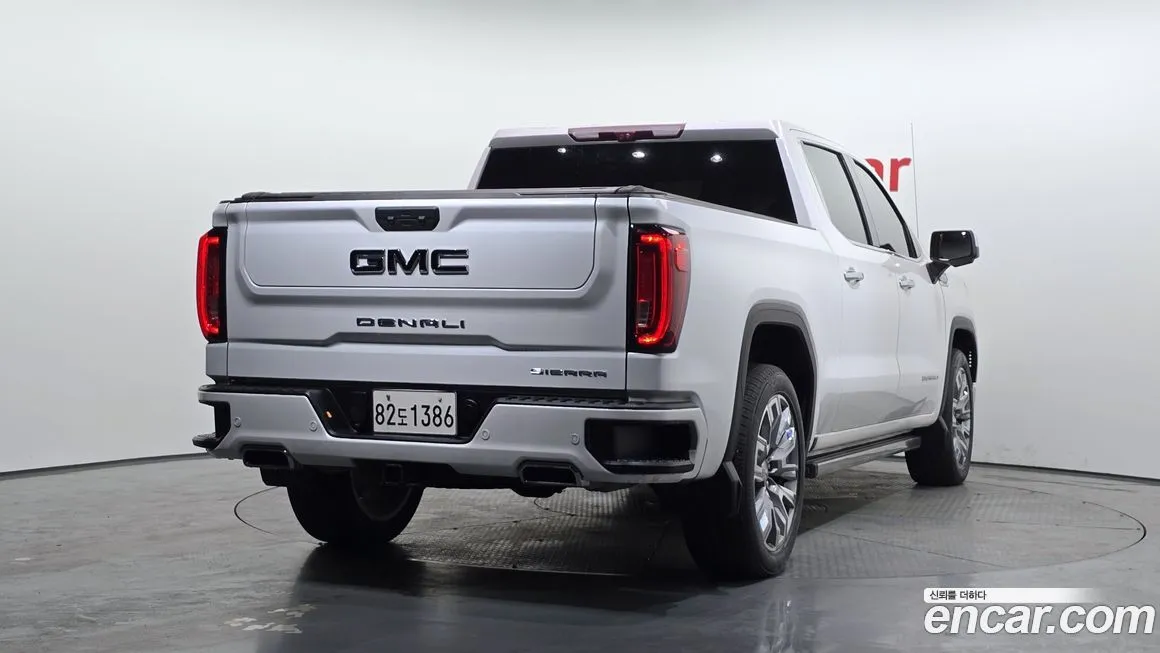 GMC Sierra 2023 из KR, фото 6