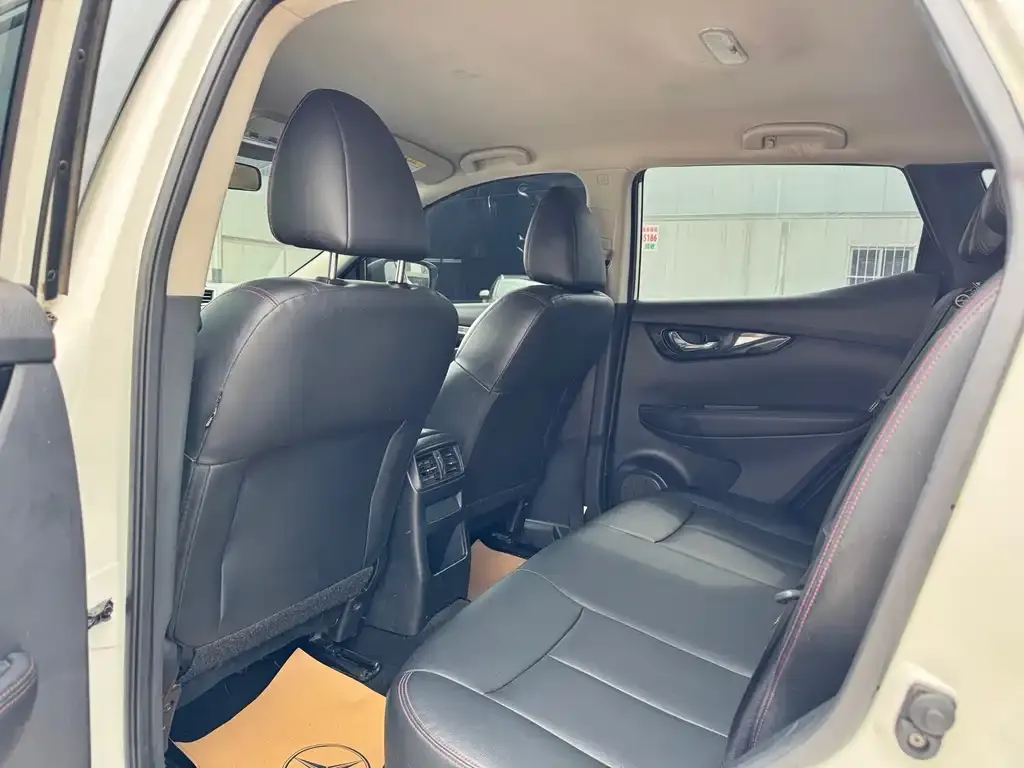 Nissan Qashqai 2023 из CN, фото 3