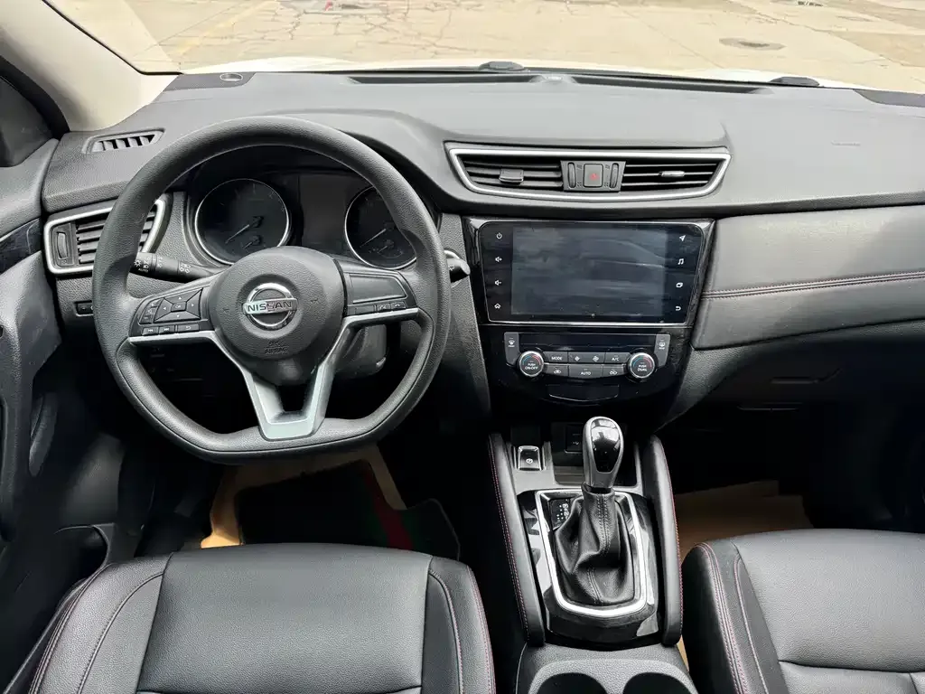 Nissan Qashqai 2023 из CN, фото 5