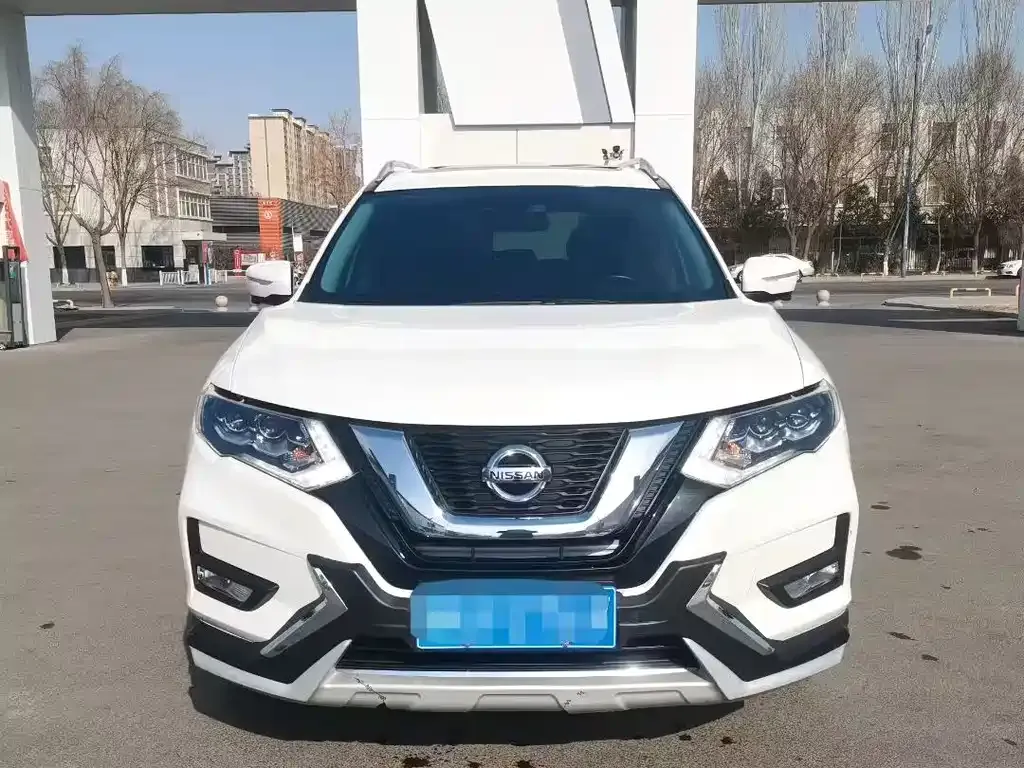 Nissan X-Trail — фото 9