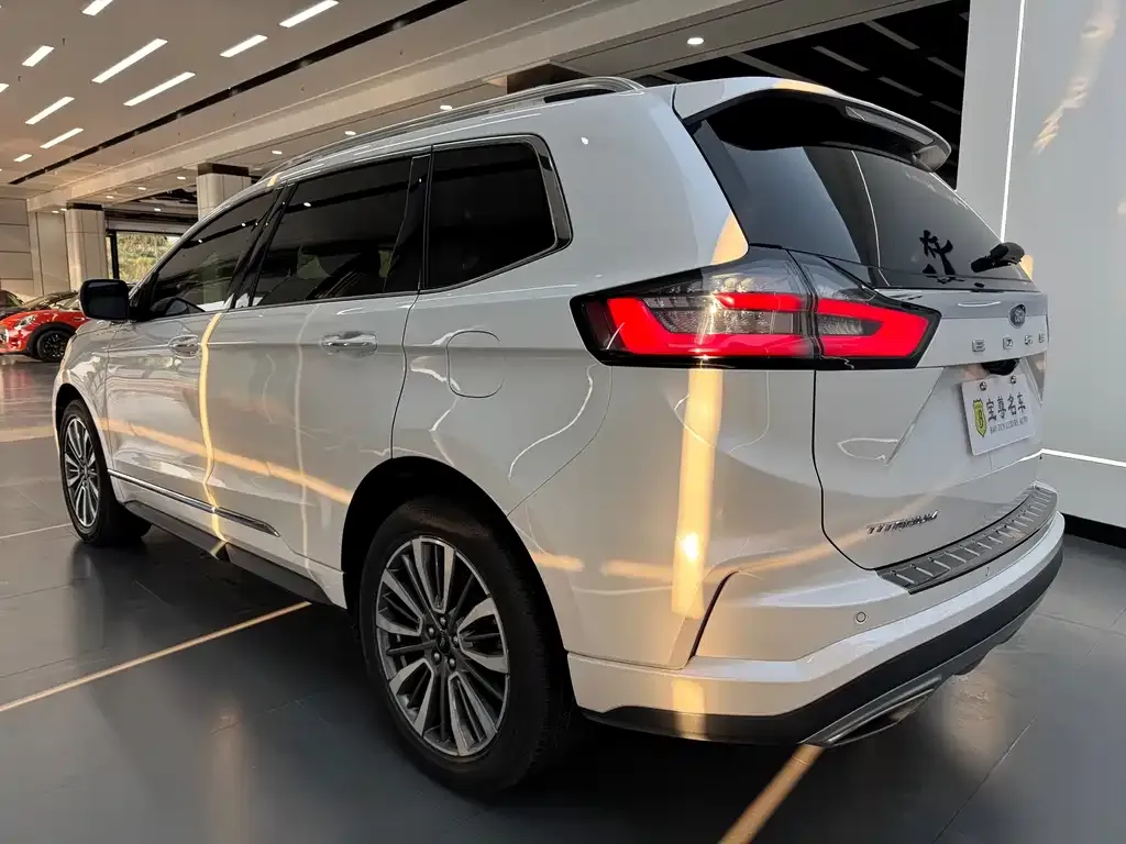 Ford Edge 2021 из CN, фото 2
