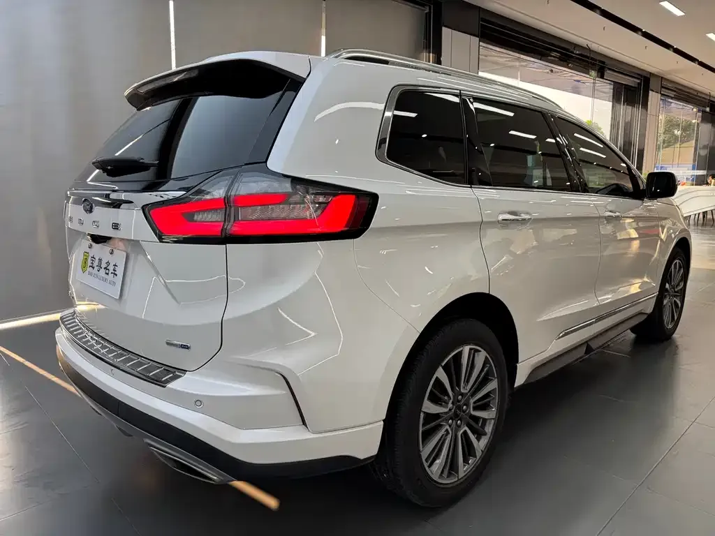 Ford Edge 2021 из CN, фото 4