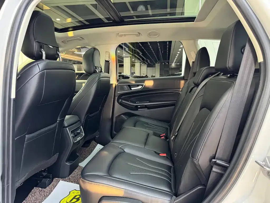 Ford Edge 2021 из CN, фото 8