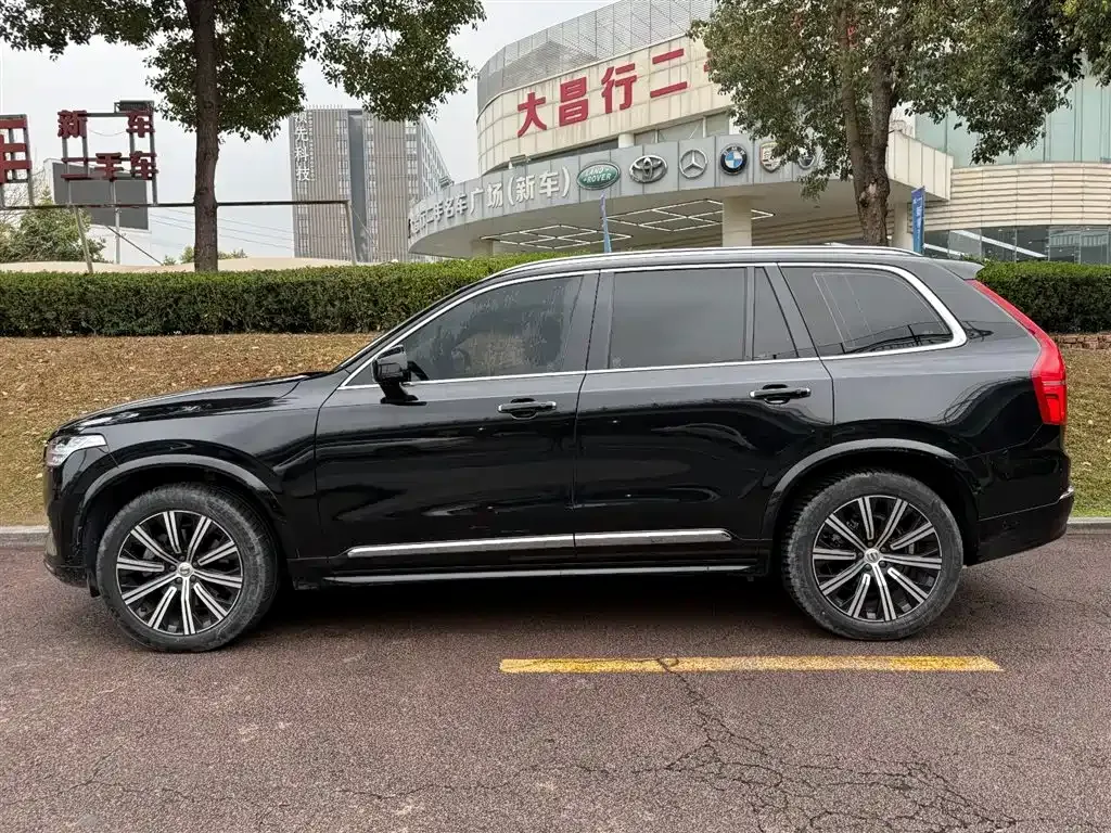 Volvo XC90 — фото 3