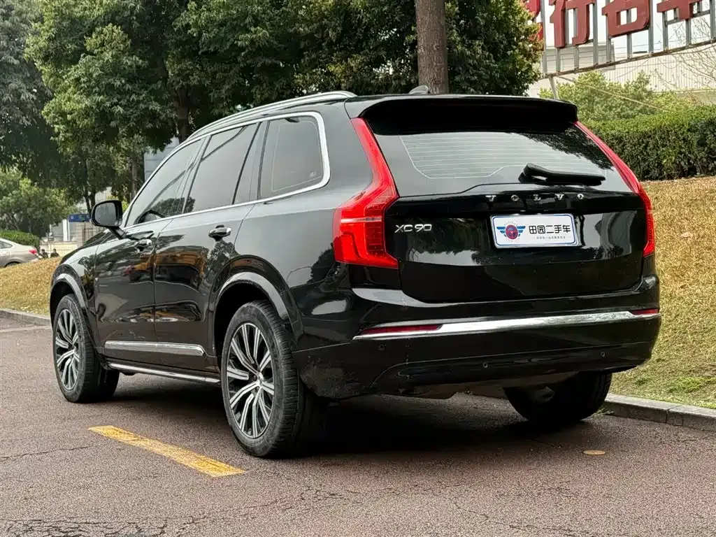 Volvo XC90 — фото 6
